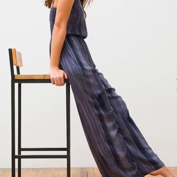 Soma Wknd Rayon Challis Bra Jumpsuit in Blue Ombre Vertical Stripe - Picture 3 of 16